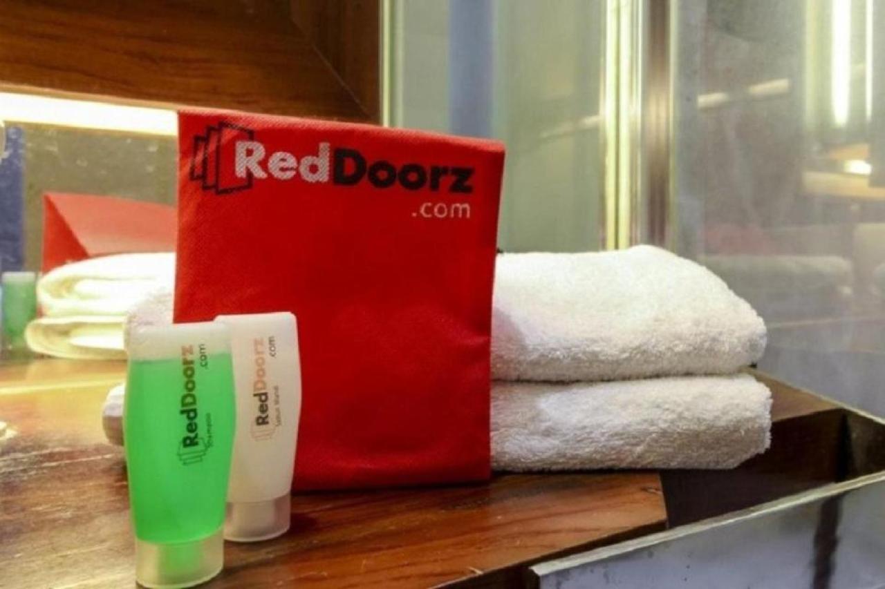 Reddoorz Near Ramai Mall Malioboro Yogyakarta Exteriér fotografie